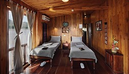 EXPLORE THE HIGHLIGHTS OF NORTHERN LAOS ON MEKONG SUN EXPLORE THE HIGHLIGHTS OF NORTHERN LAOS ON MEKONG SUN