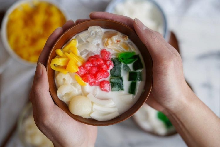 Authentic Vietnamese Food Tour in Hanoi: A Culinary Adventure - Ảnh 4 Authentic Vietnamese Food Tour in Hanoi: A Culinary Adventure - Ảnh 4