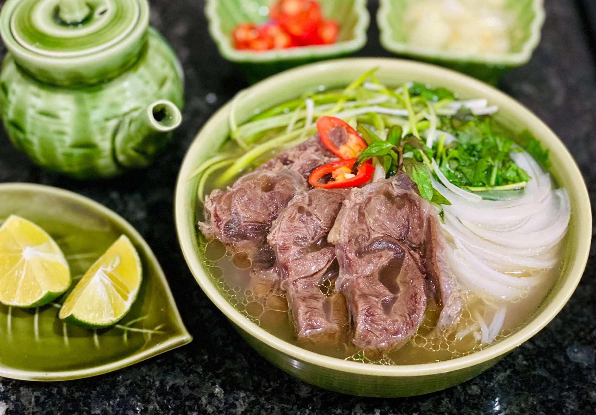 Authentic Vietnamese Food Tour in Hanoi: A Culinary Adventure - Ảnh 1 Authentic Vietnamese Food Tour in Hanoi: A Culinary Adventure - Ảnh 1