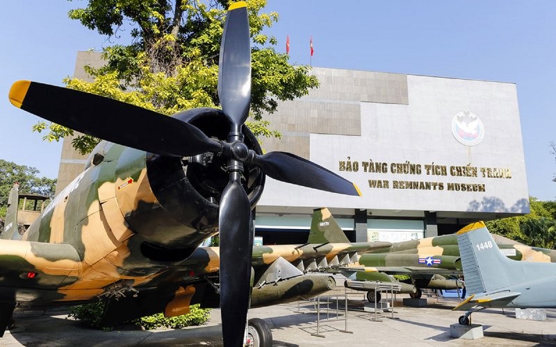 Explore Ho Chi Minh City: 7 Attractions You Can’t Miss - Ảnh 1 Explore Ho Chi Minh City: 7 Attractions You Can’t Miss - Ảnh 1