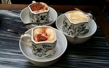 Hanoi Foodie By Night Tour