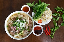 Hanoi Foodie By Night Tour