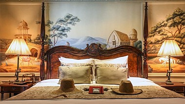 LORD BYRON SUITE