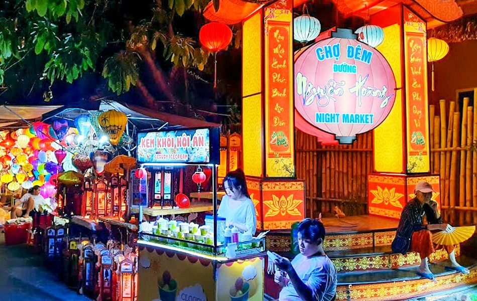 Kid-Friendly Activities in Vietnam: Best Things to Do for Families Traveling with Kids - Ảnh 9 Kid-Friendly Activities in Vietnam: Best Things to Do for Families Traveling with Kids - Ảnh 9