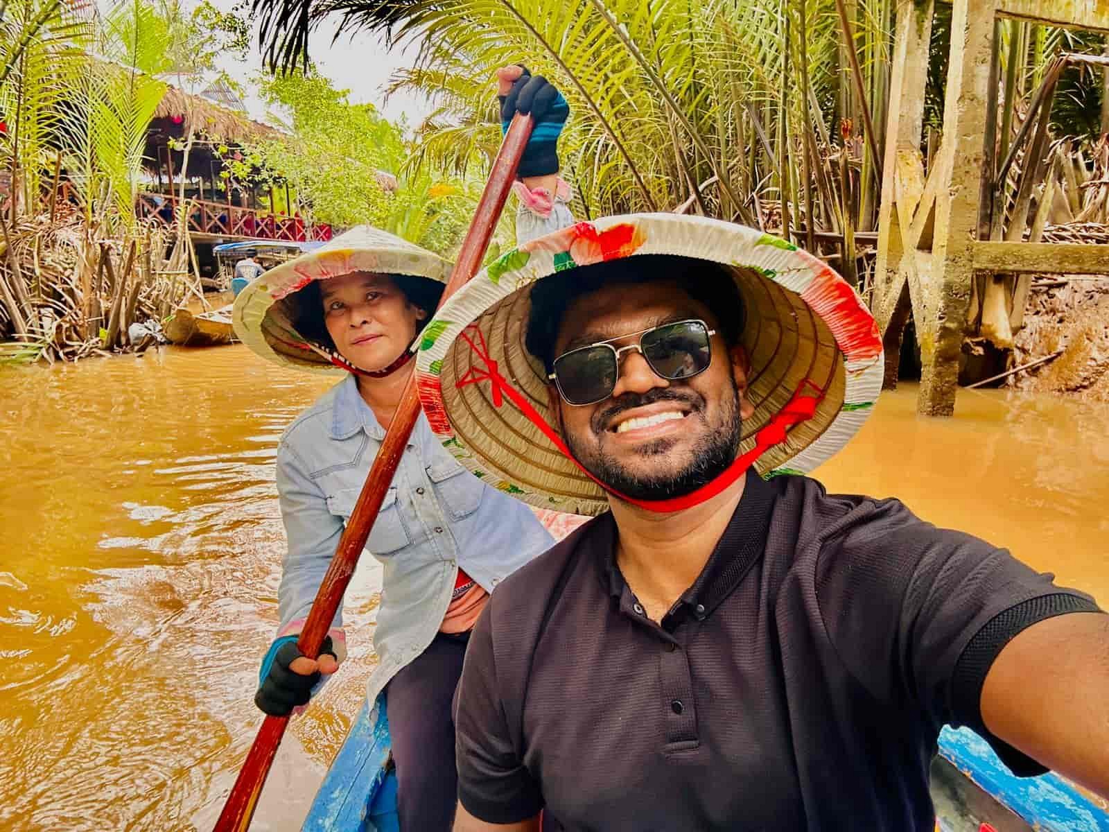 Private vs Group Tours in Vietnam - Ảnh 5 Private vs Group Tours in Vietnam - Ảnh 5