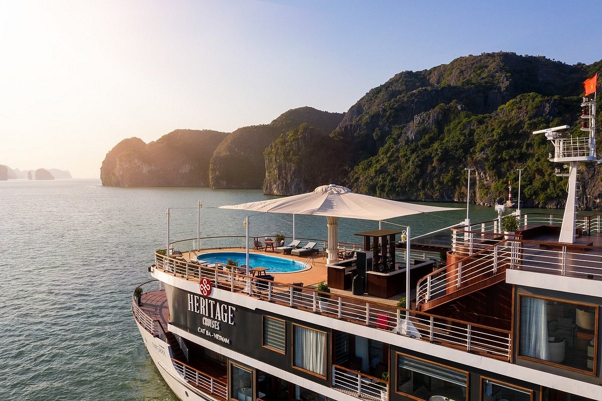 Top Luxury & Highest-Rated Halong Bay Cruises for 2026: An In-Depth Guide - Ảnh 12