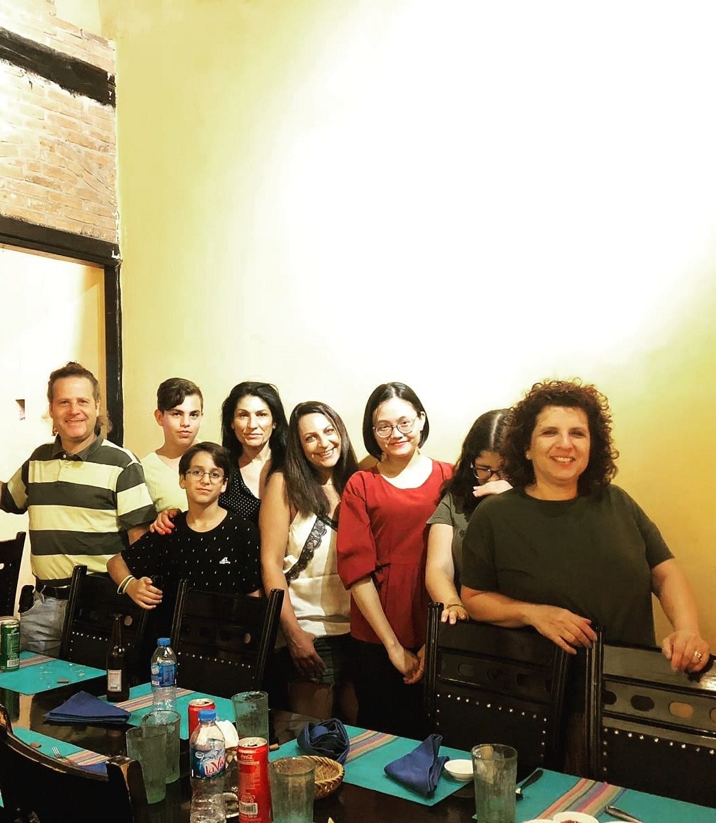 Vietnam Family Guided Tours vs DIY Travel: Which Is Better for Families? - Ảnh 3 Vietnam Family Guided Tours vs DIY Travel: Which Is Better for Families? - Ảnh 3